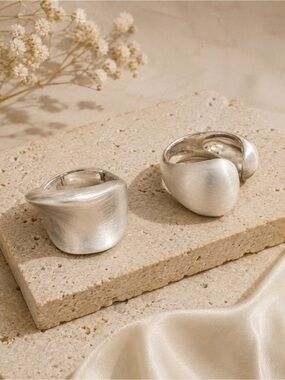 Silver Tone Sculptural Statement Ring – Chunky Modern Design